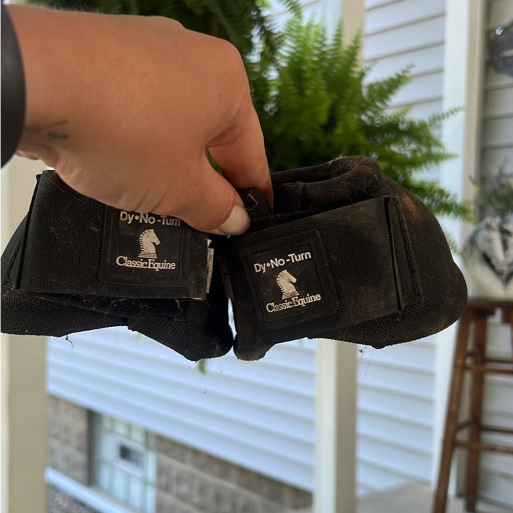 Classic Equine Black Dy-No-Turn Bell Boots
